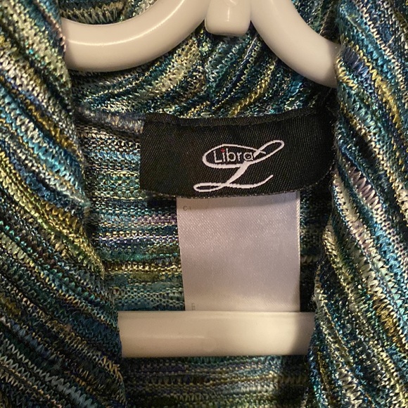 Blouse - Picture 2 of 2